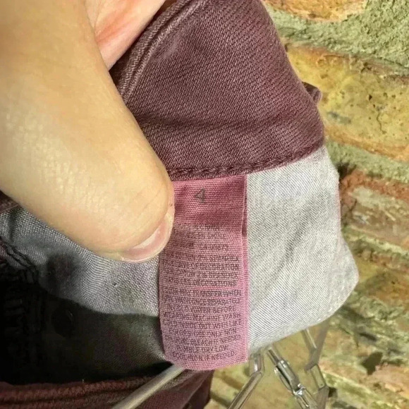 American Eagle 🦅 Shorts Size 4 - Picture 4 of 4